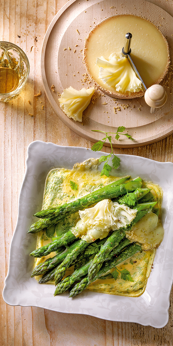 Asperges gegratineerd met Tête de Moine AOP